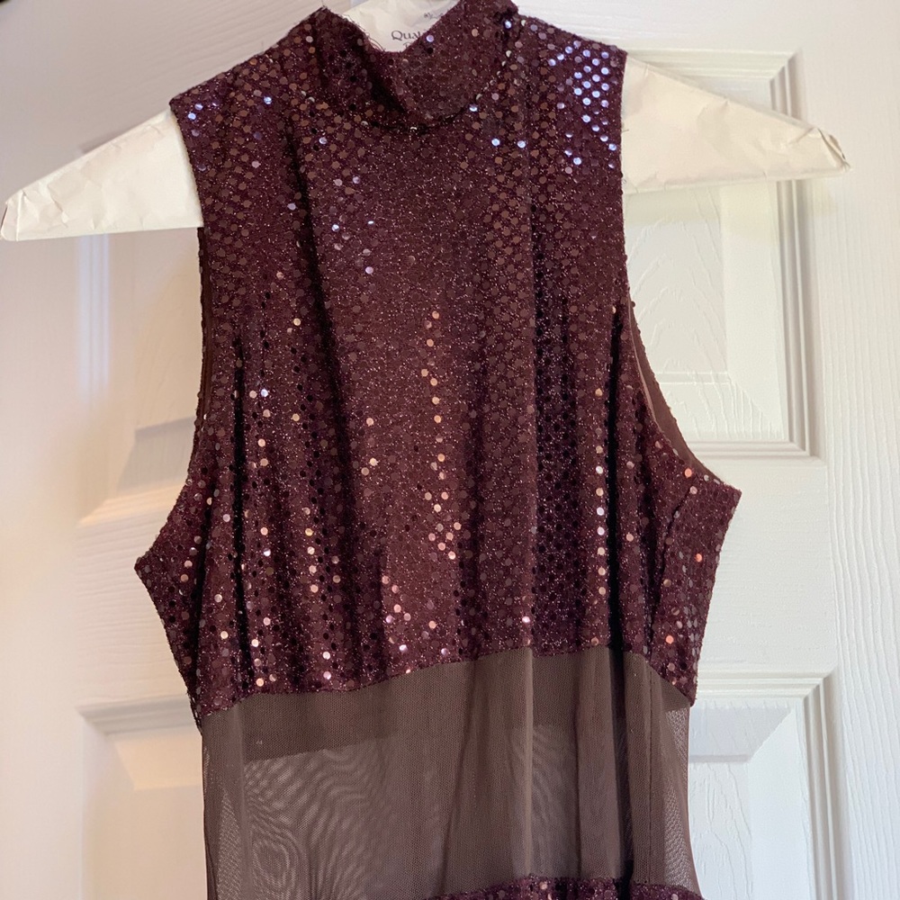 Flat sequins dress